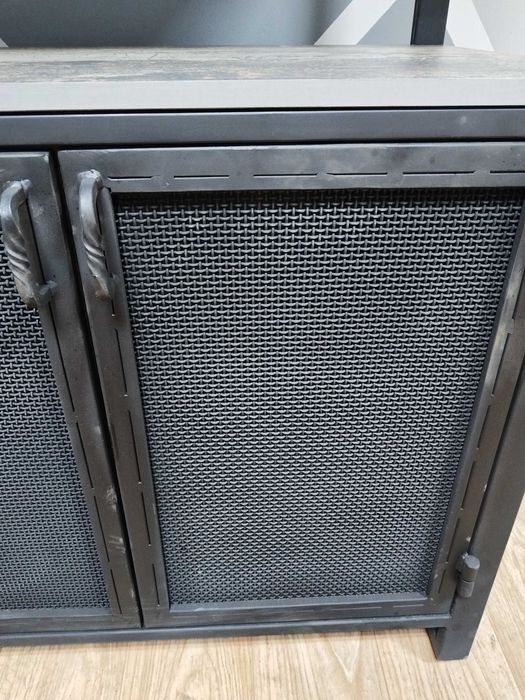 Шкаф в стиле лофт