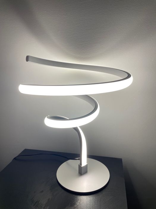 Спираловидна лед лампа