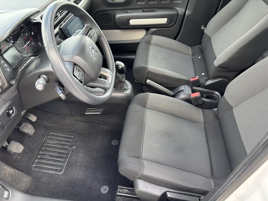 VÂND CITROEN C3 motor 1.2 Puretech E6, an 2017