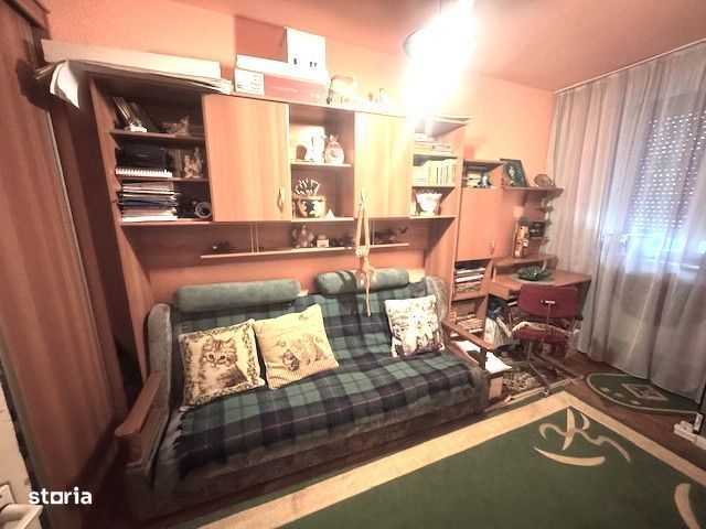 Apartament 3 camere etaj 1 zona BCR