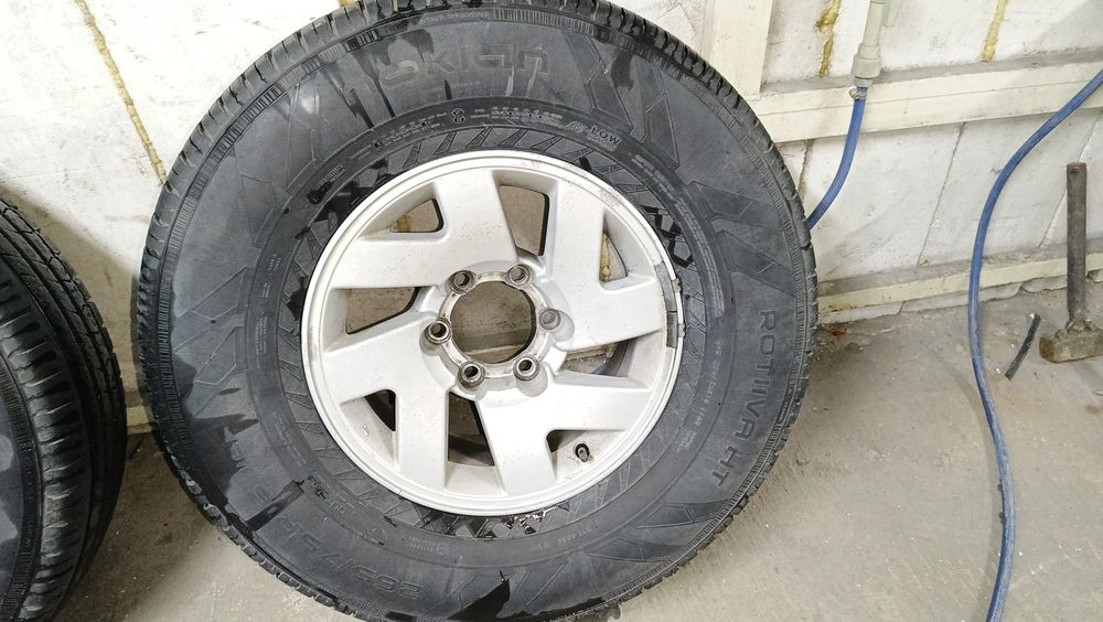 Резина 265/75/16