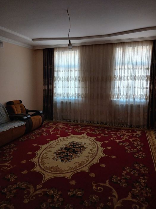 Орайлык базар касында дом сатылады