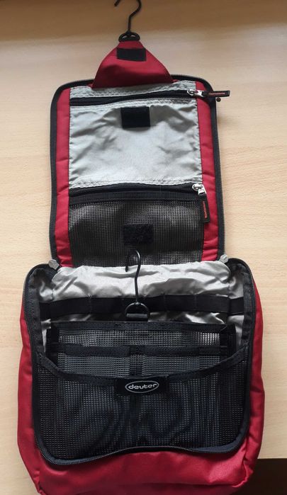 Тоалетен несесер Deuter