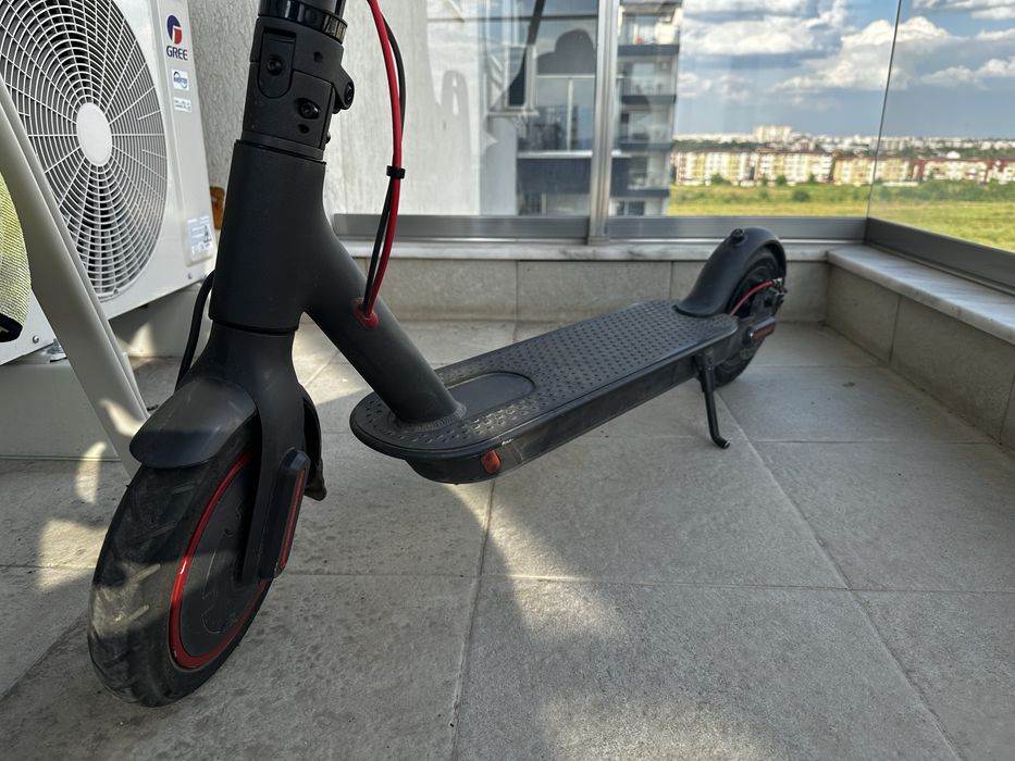 Trotinetă electrica Xiaomi M365 Pro – stare bună | Autonomie reală 20–30 km | 4.260 km