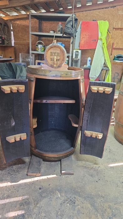 Butoaie mobilier