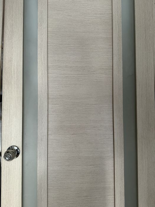 продам межкомнатную дверь