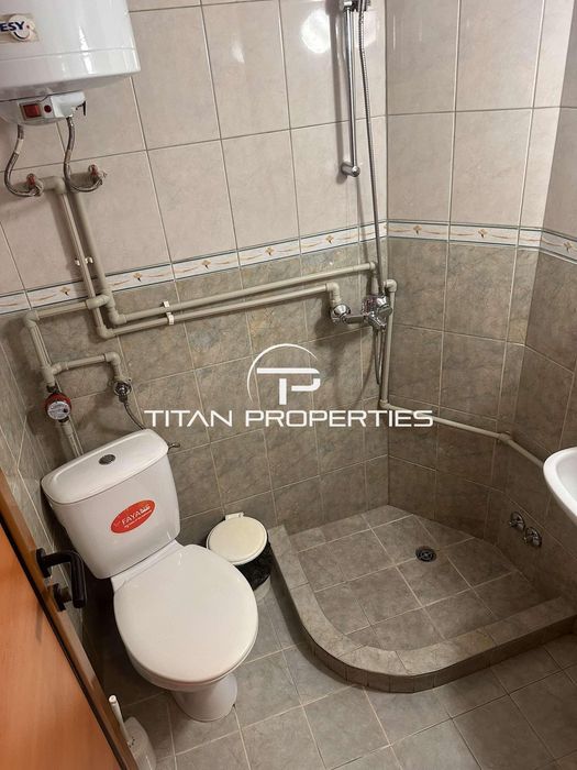 Дава се под наем Едностаен апартамент в к.к. Св.Св. Константин и Елена - 20 кв.м за 300 € - Снимка #2