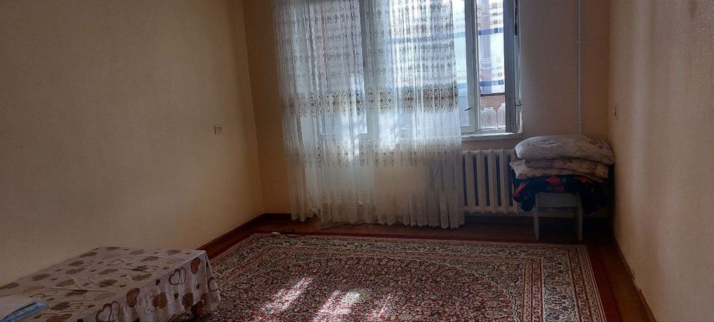 Продаётся 2х комнатная квартира на квартале конструкторов 1 этаж