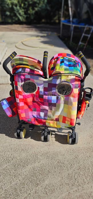 Количка за близнаци Cosatto