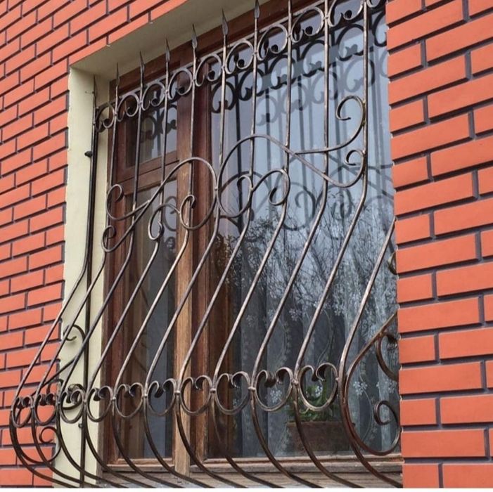 Решётка на окно и балконе