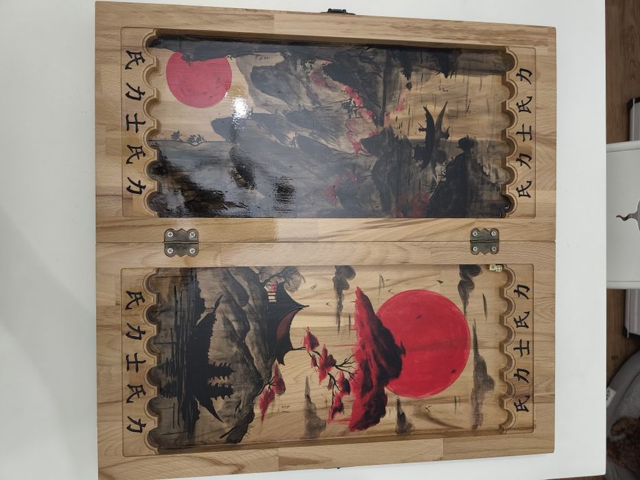 Нарды , резные , в единичном экземпляре