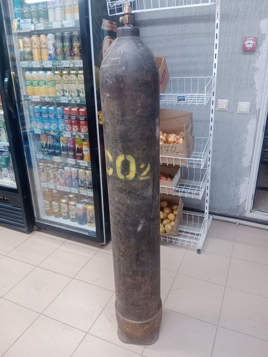 Продам кислородный балон