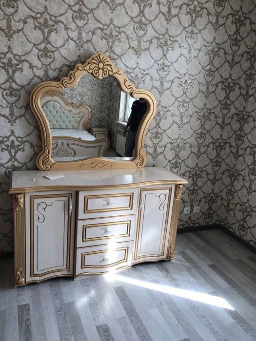 Asalomalekom CONFY mebildan arson va sfat ham yomon bolmagan mebilar .