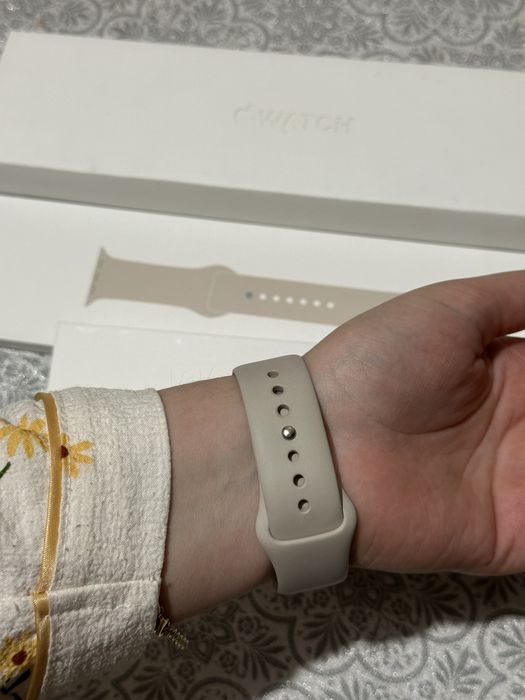 Apple watch 8 series, 41мм - Бежевый, как новый!