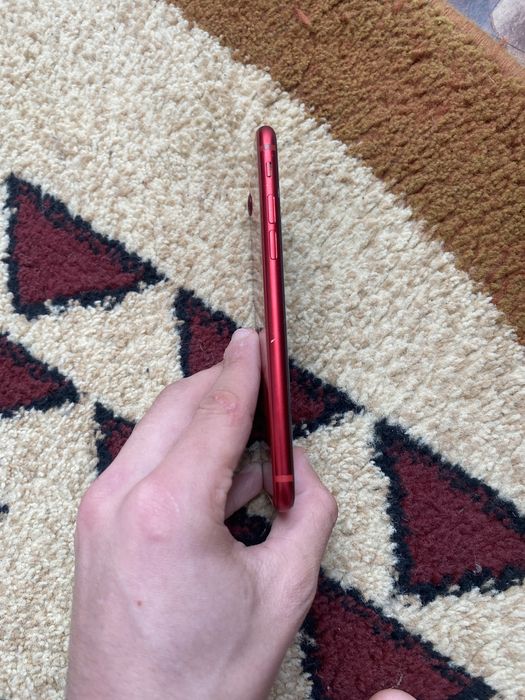 IPhone se merge perfect  camera pe spate sparta  nu il trimit prin  transport doar la buzau