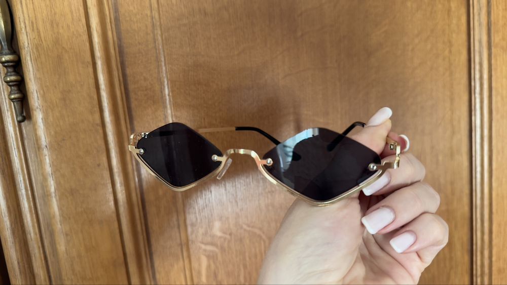 Нови очила - красиви модели 19 лв за брой