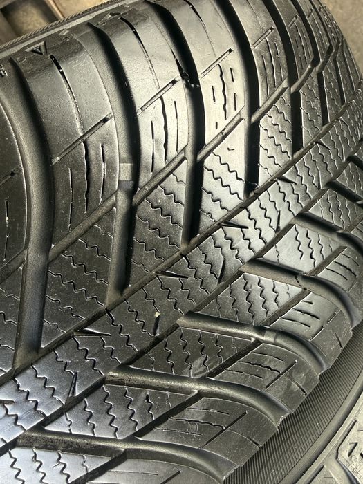 2x Anvelope all season  205/55 r16 M+S -Nexen N"Blue 4 Season All Weather