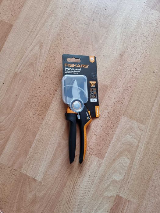 FISKARS Foarfeca profesinala PowerGear™ nicovala L P941