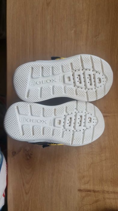 Adidasi Piele Geox 22