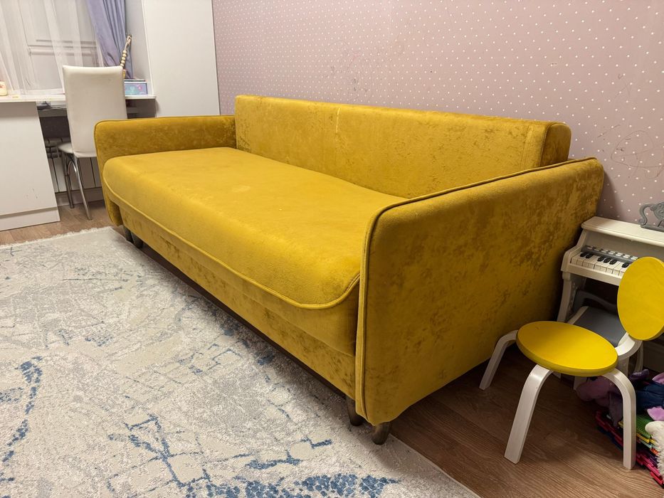 Продам диван раздвижной