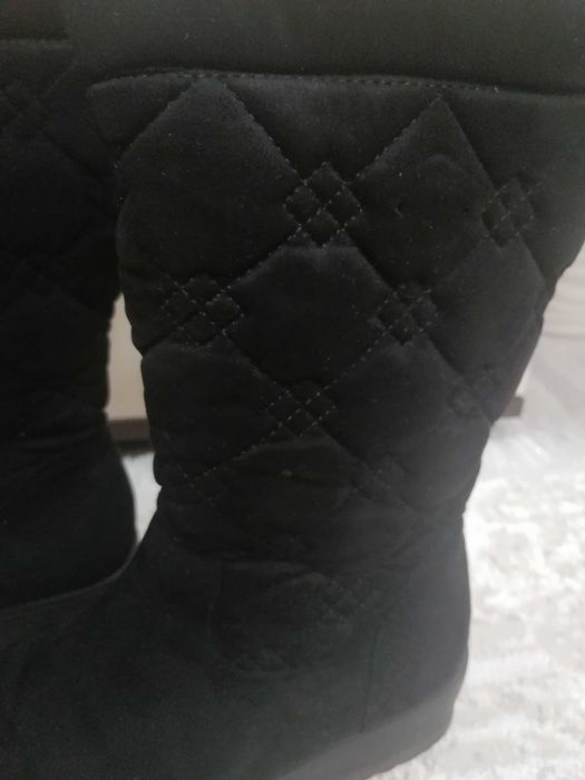 Женские зимние сапоги