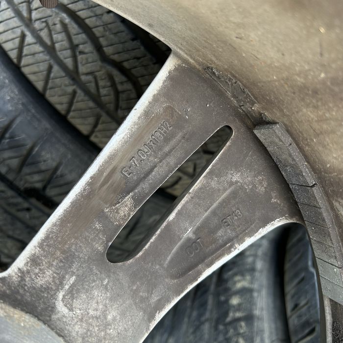 235/50/18  5х112 Audi Vw Гуми с джанти