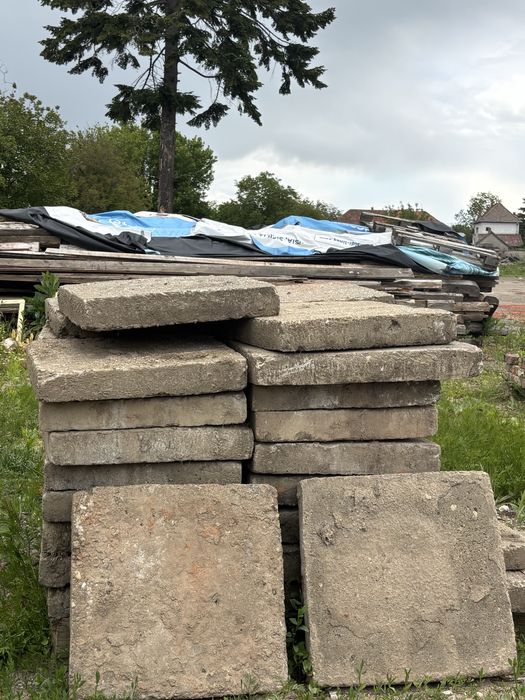 Dale din beton de vanzare