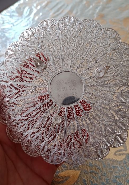 Шкатулка, Подставка из серебра