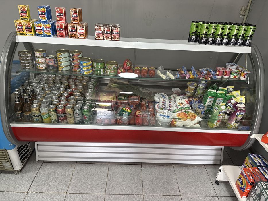 Холодильник для магазина Витринный