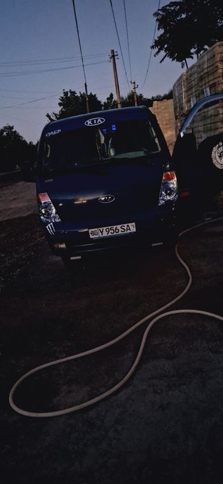Kia bongo 2011 holati zoʻr 1200kg ishga tayor balonlari  yangi