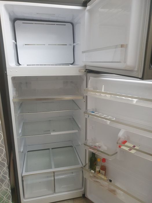 Холодильник Samsung
