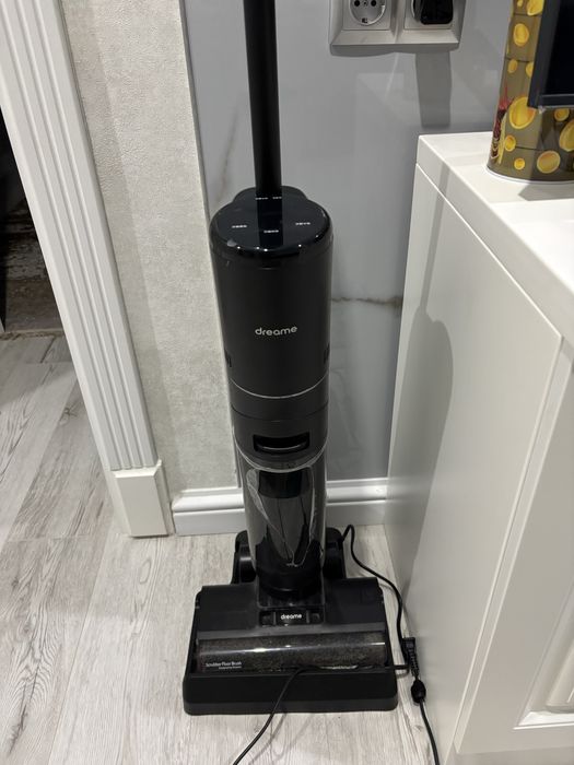 Продам пылесос моющий