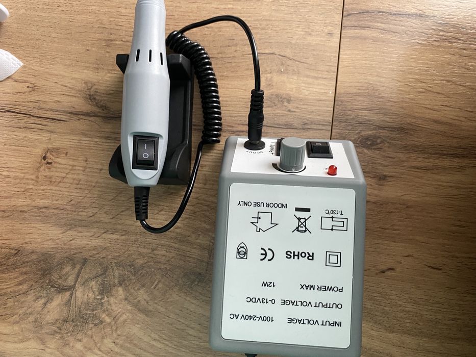 Подам все для маникюра