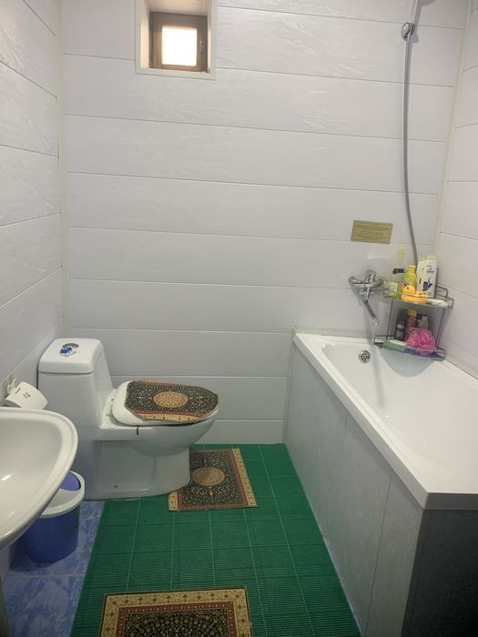 Kvartira sotiladi 2-xonali