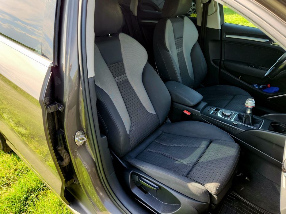 Audi A3 Sedan 2015, Maro Mettalic