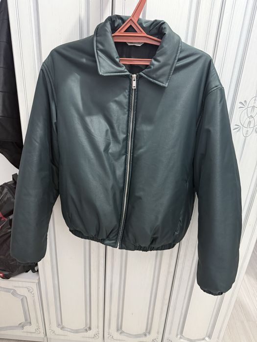 Бомбер zara.