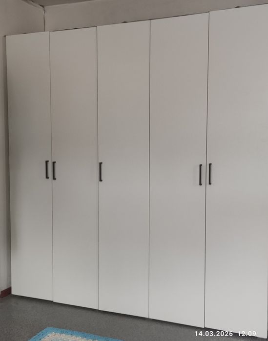 Продаётся вместительный шкаф 200×207×57