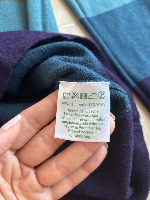 Vând pulover 45%lana și 55% bumbac, mărimea 40/42