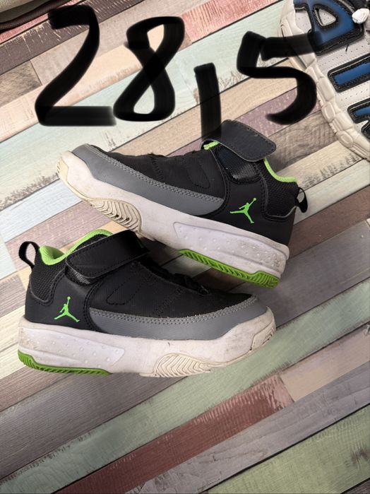 Adidasi copii nike