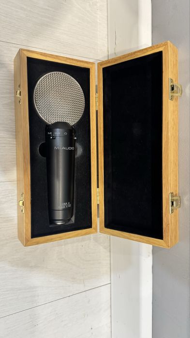 Cтудийный конденсаторный микрофон M-AUDIO Luna II