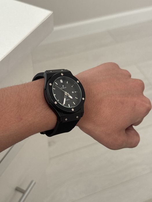 HUBLOT часы өте жақсы