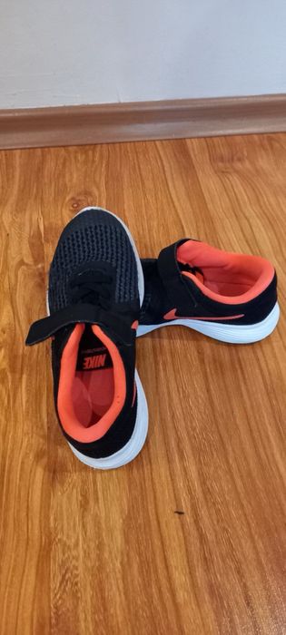 Детски маратонки Nike,номер 30