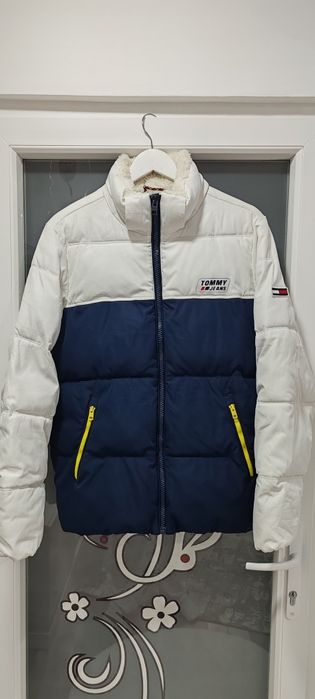 Geacă din puf Tommy Jeans  mărimea L