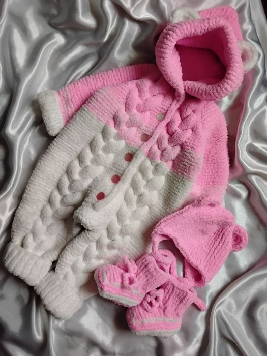 Вязанные вещи малышам