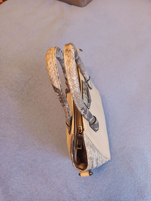 Женские сумки через плечо