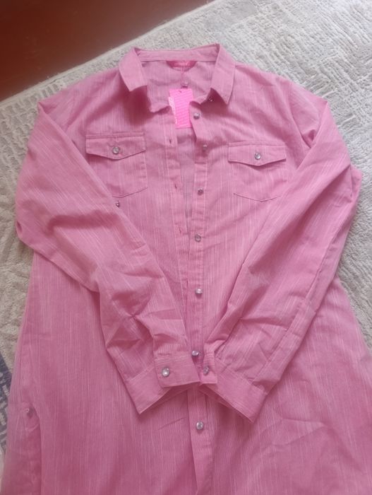 Rubashka krasoʻfka  yupka basanoʻshka xammasi yangi