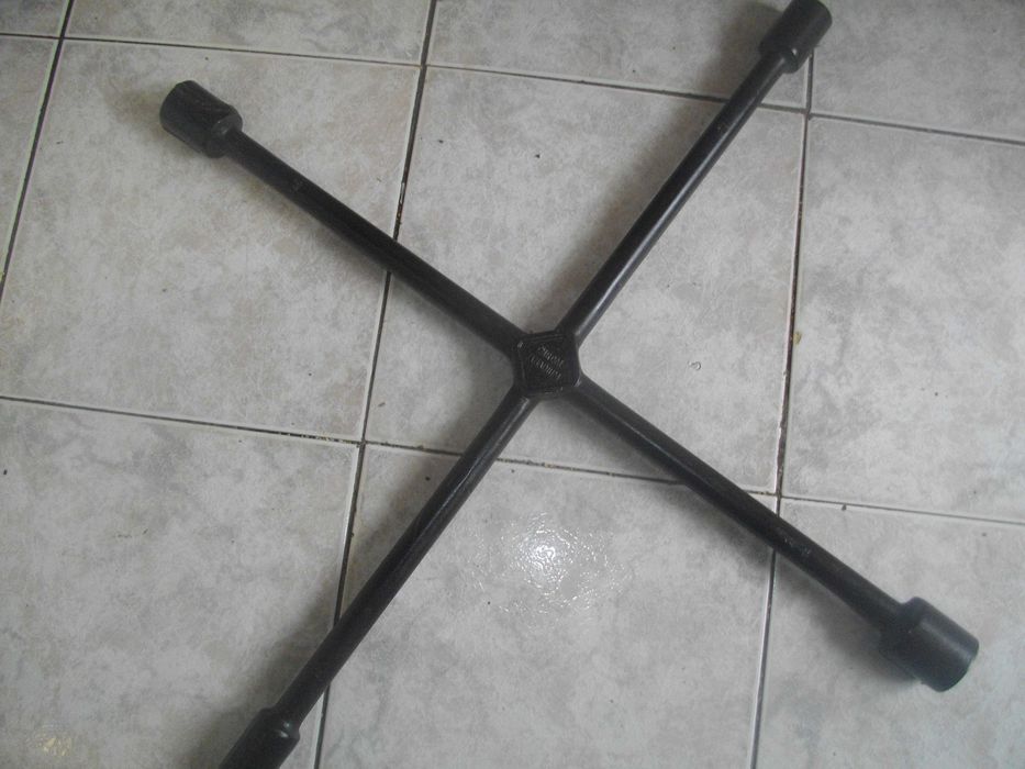 Голям Камионаджийски Ключ Кръстат Кръстачка Тресчотъчен Раздвижен Герм