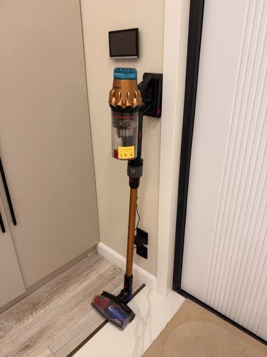 Продается Дайсон последняя модель