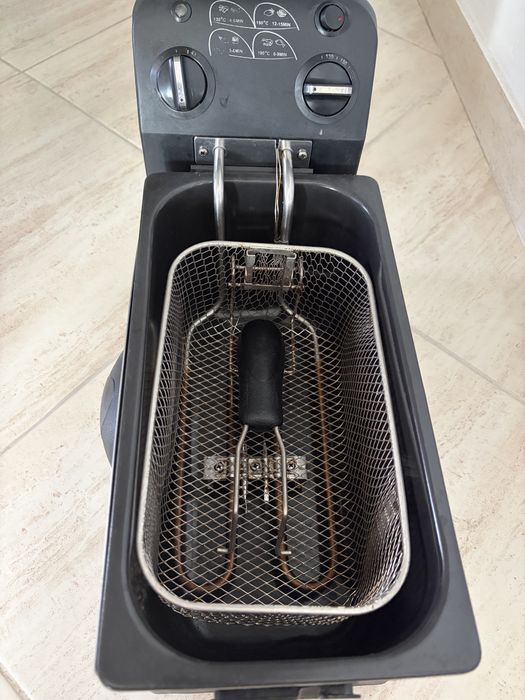 Friteuza  cu ulei