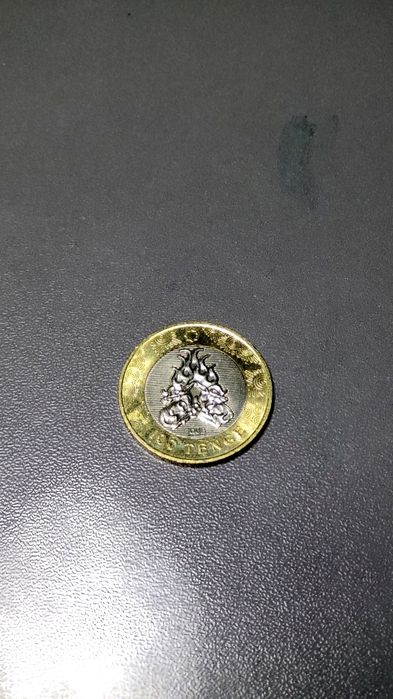 Монета 100 тенге